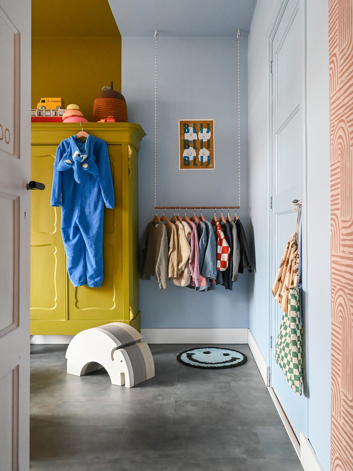 Kinderkamer sfeerbeeld – BLIJ BLIJ BLIJ aan de muur