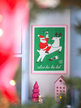 A3 Riso Print Alco-ho-ho-hol shot in interieur